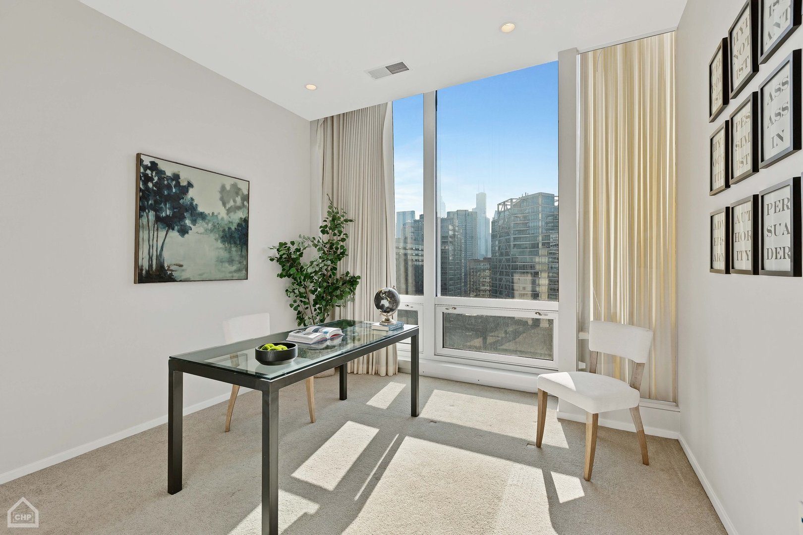 500 W SUPERIOR Street Unit: 1405