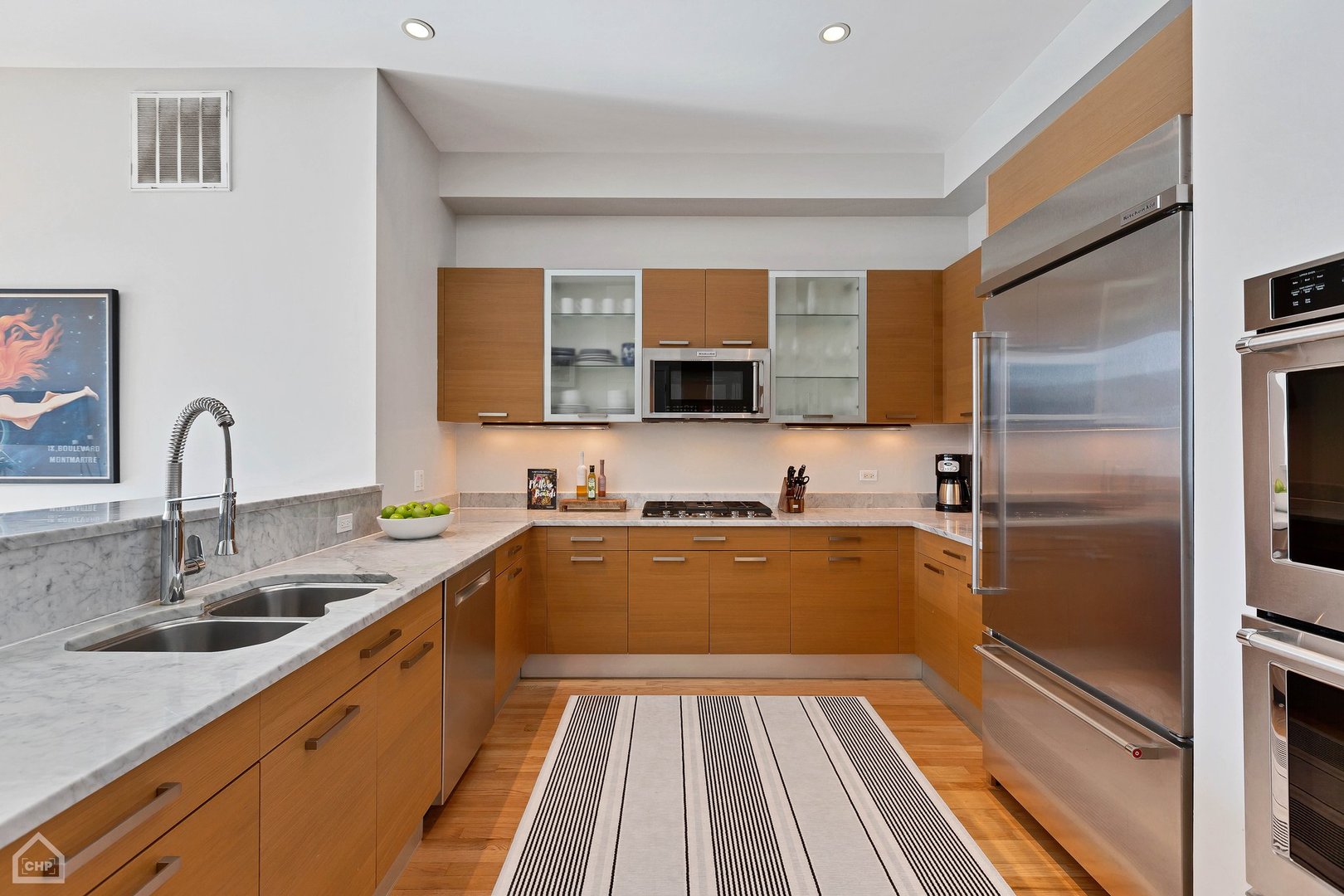500 W SUPERIOR Street Unit: 1405