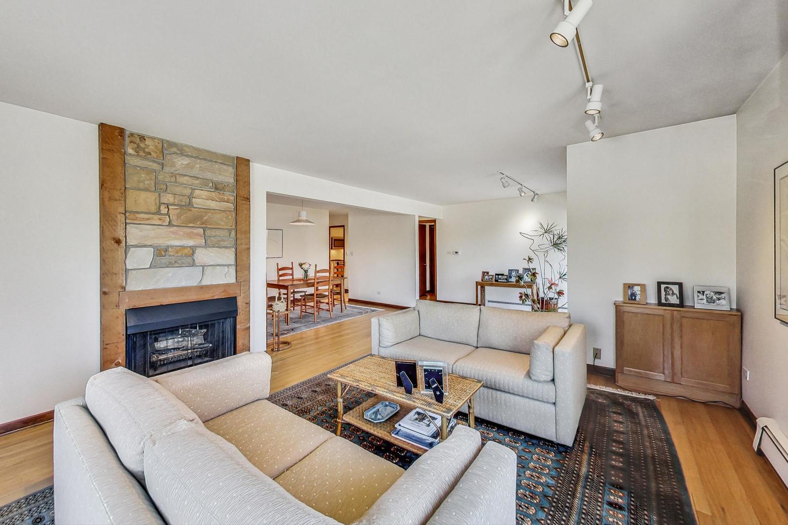 1333 Maple Avenue Unit: 3A