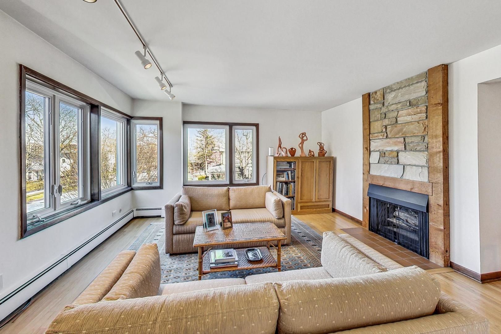 1333 Maple Avenue Unit: 3A