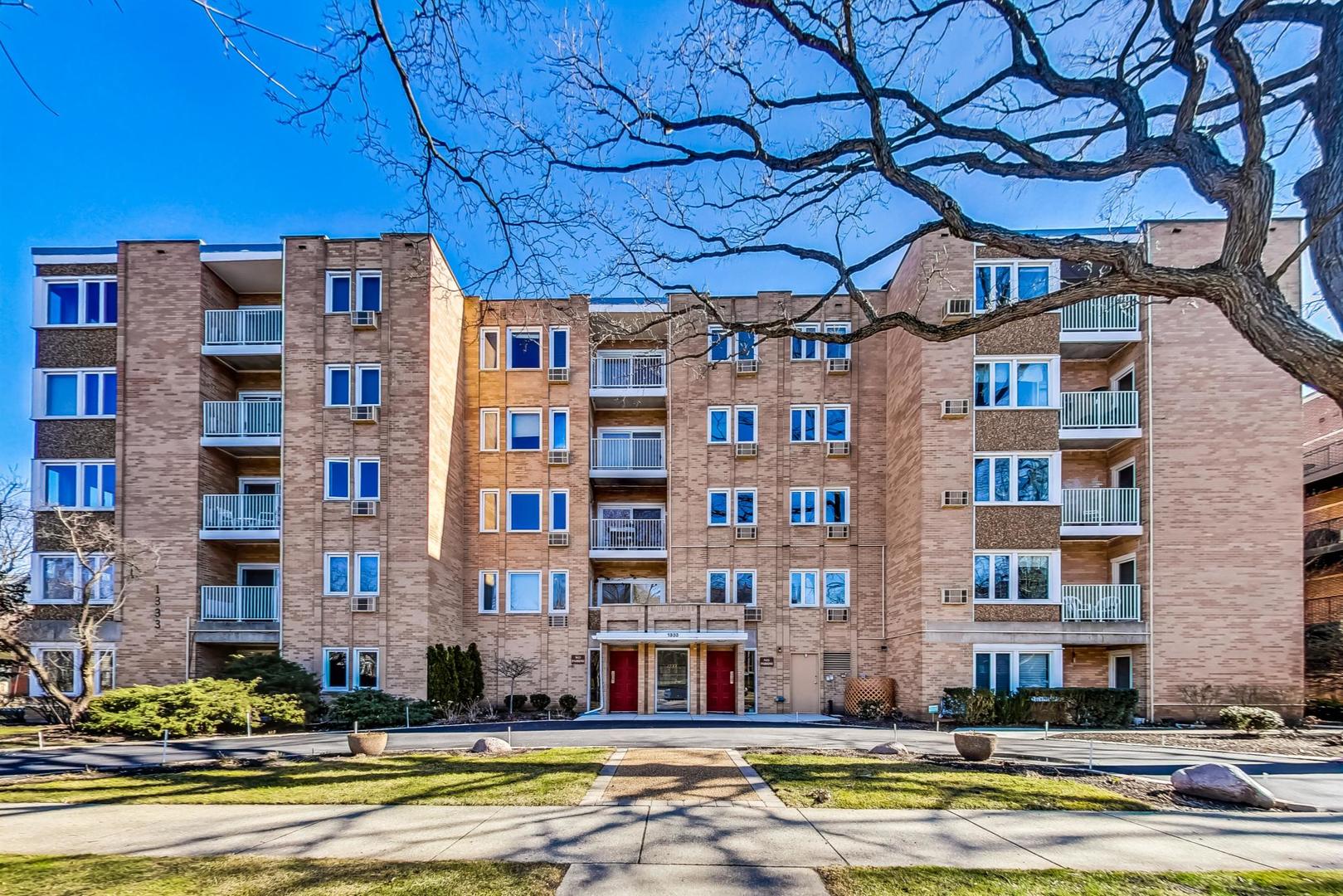 1333 Maple Avenue Unit: 3A