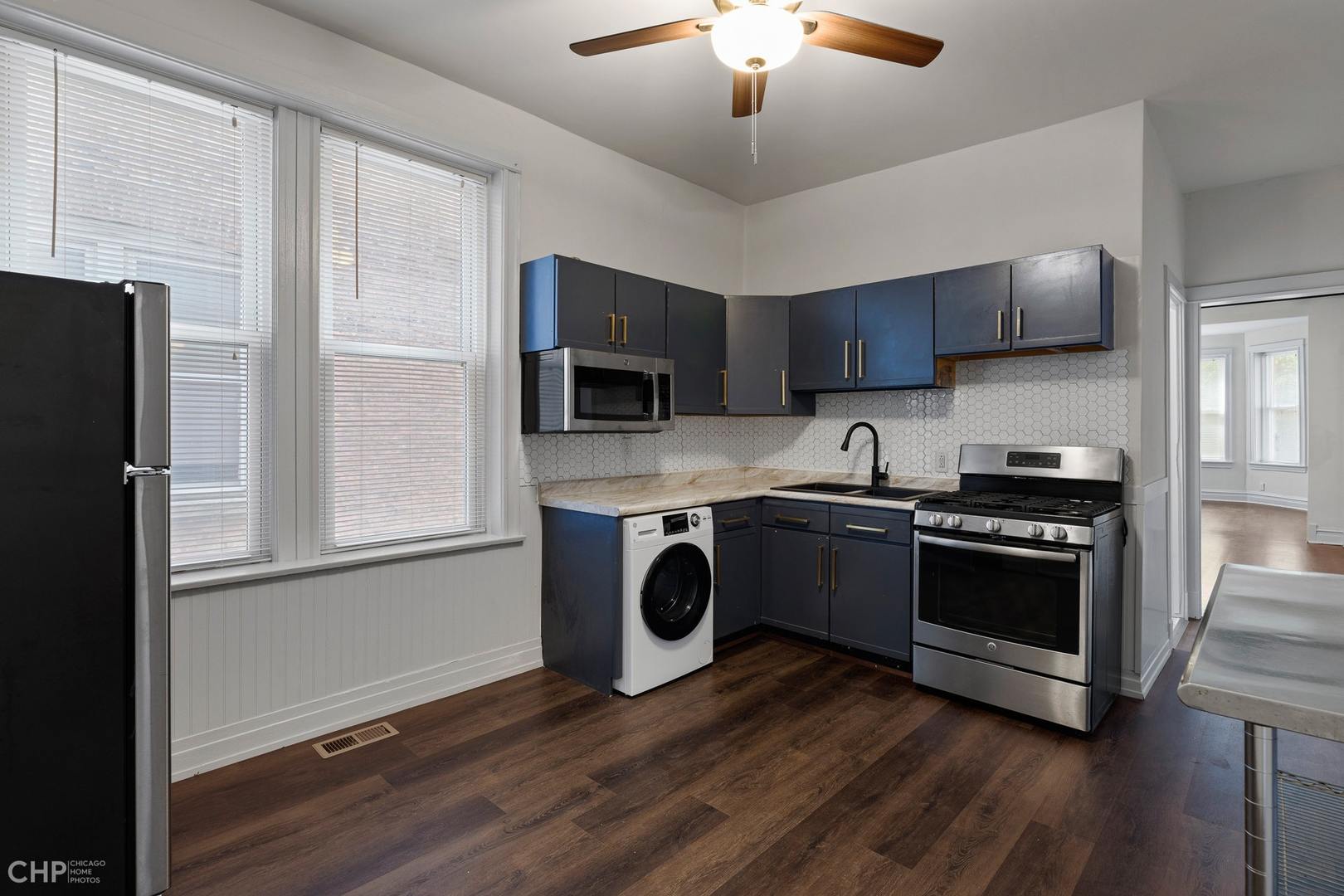 2346 W Thomas Street Unit: 1F