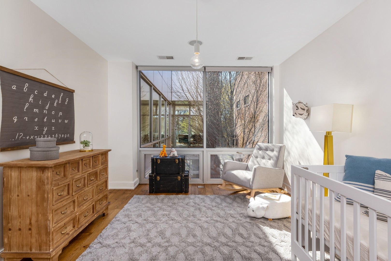 1831 N Marshfield Avenue