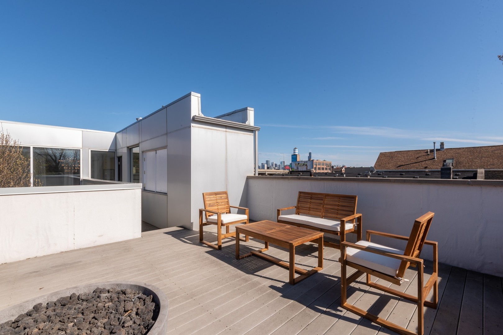 1831 N Marshfield Avenue