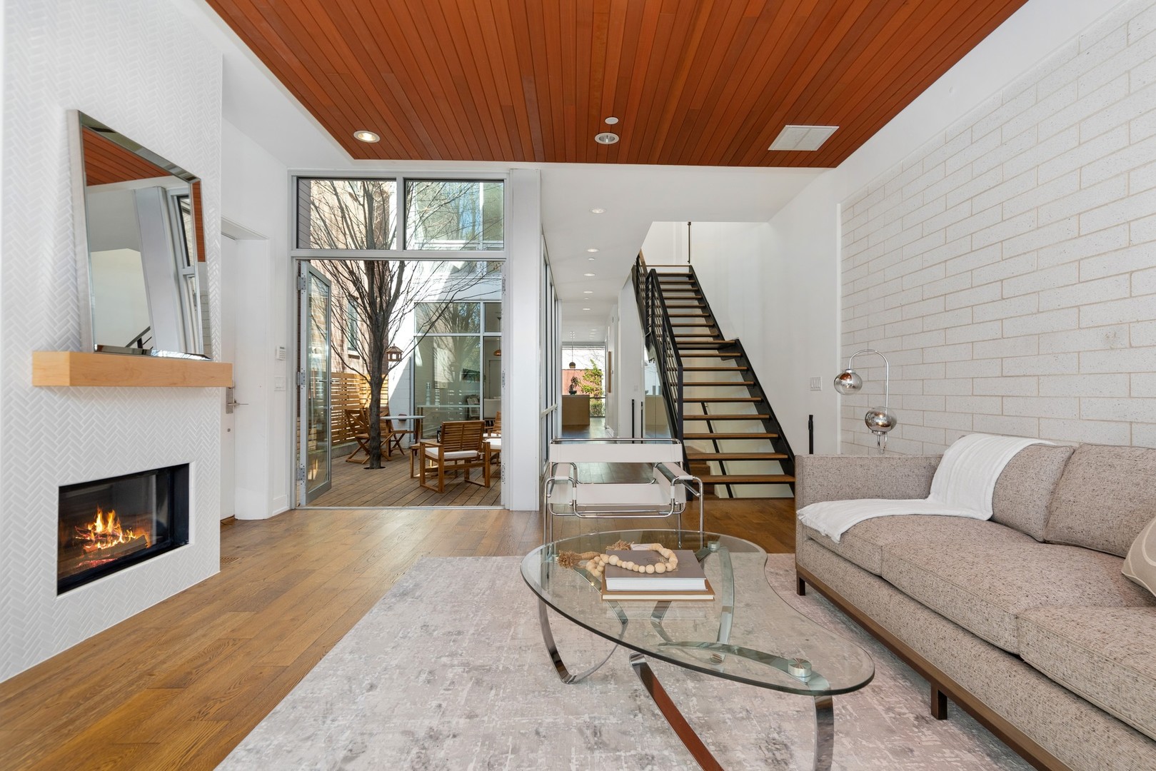 1831 N Marshfield Avenue