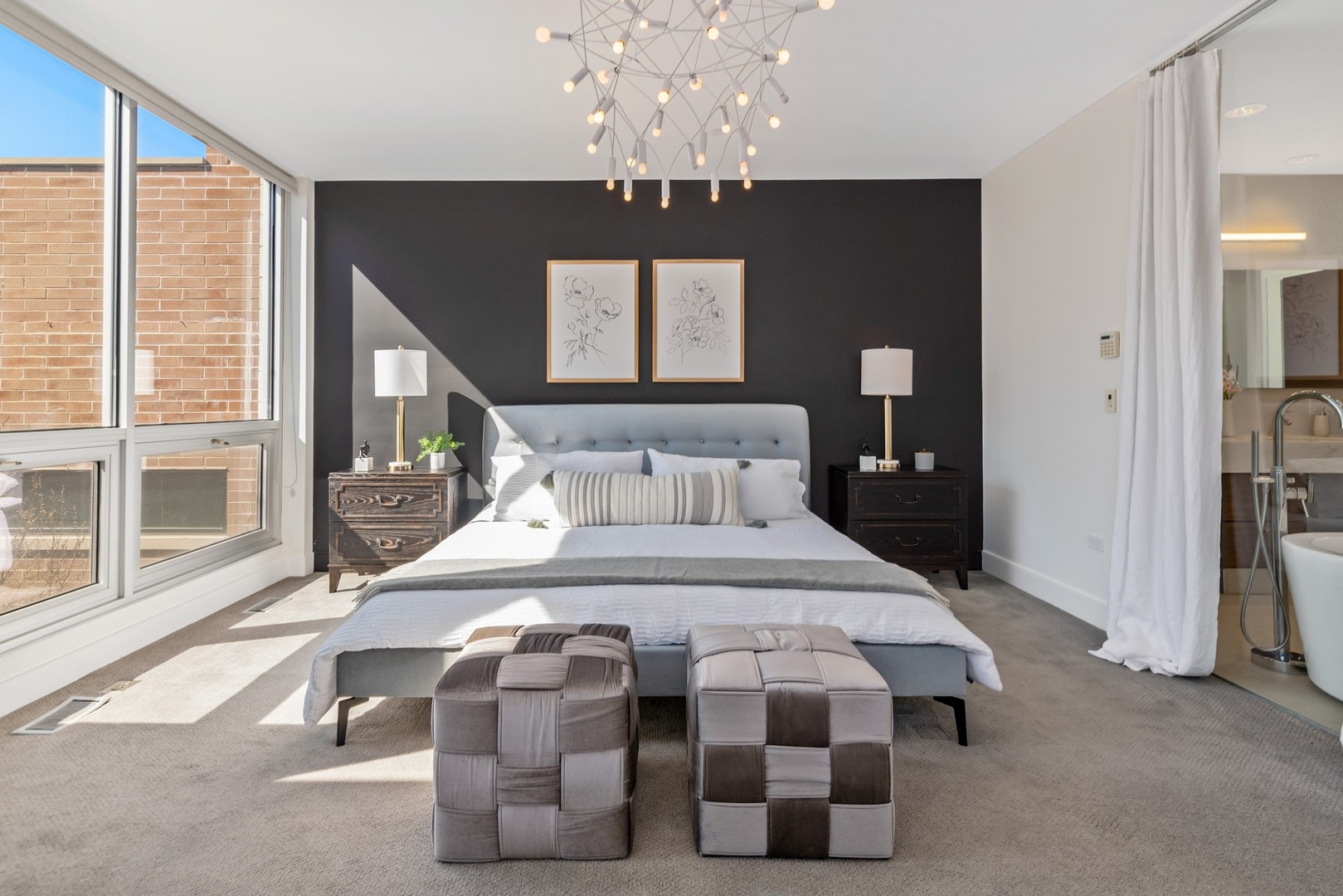 1831 N Marshfield Avenue