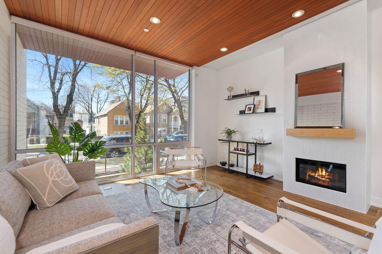 1831 N Marshfield Avenue