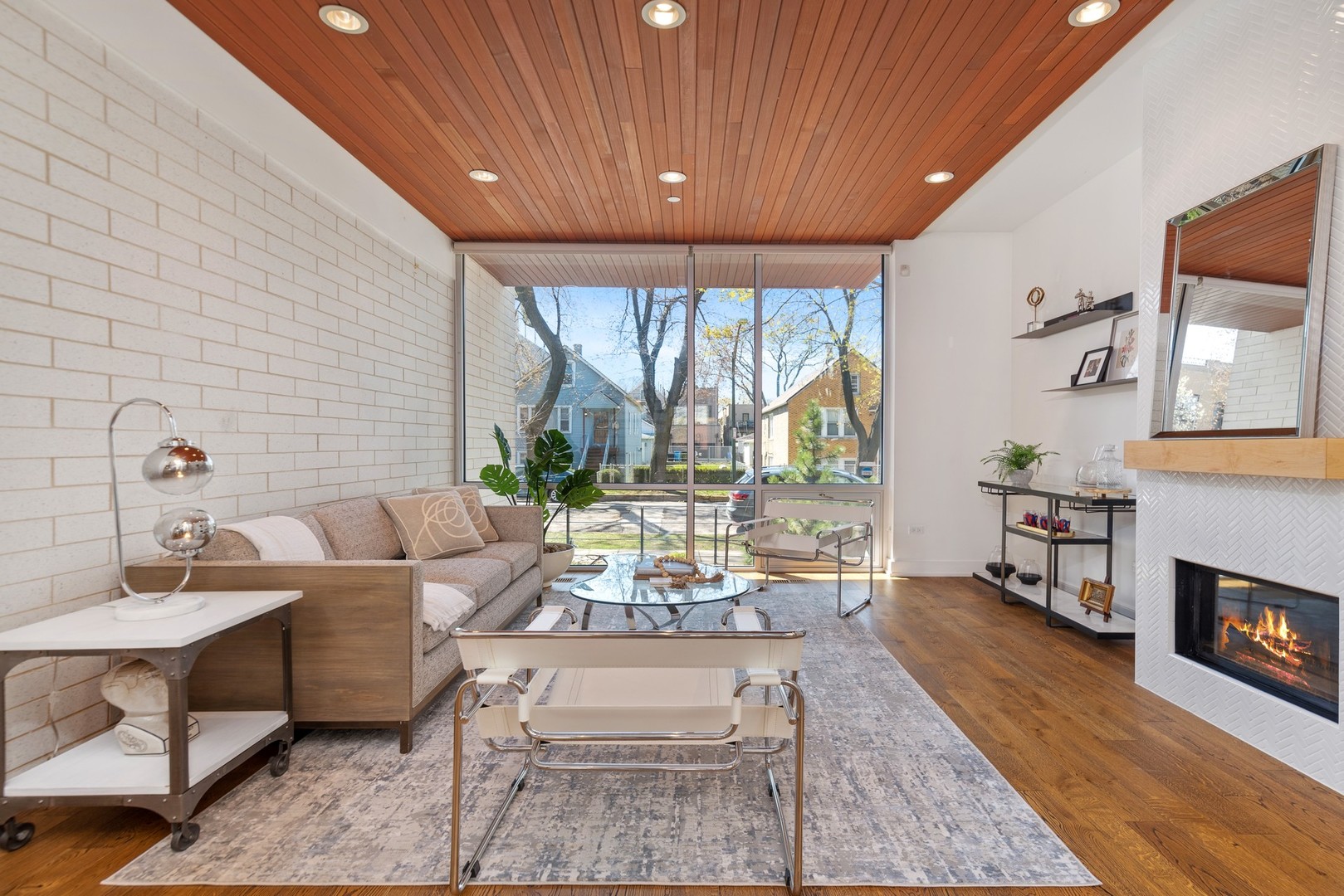 1831 N Marshfield Avenue