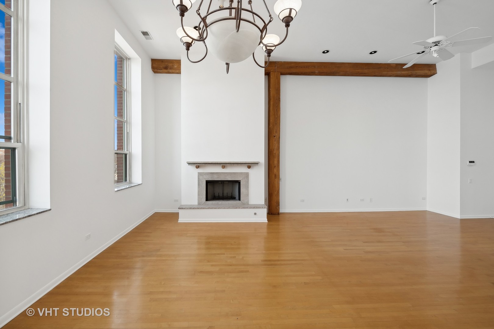 1445 W Belden Avenue Unit: 4K