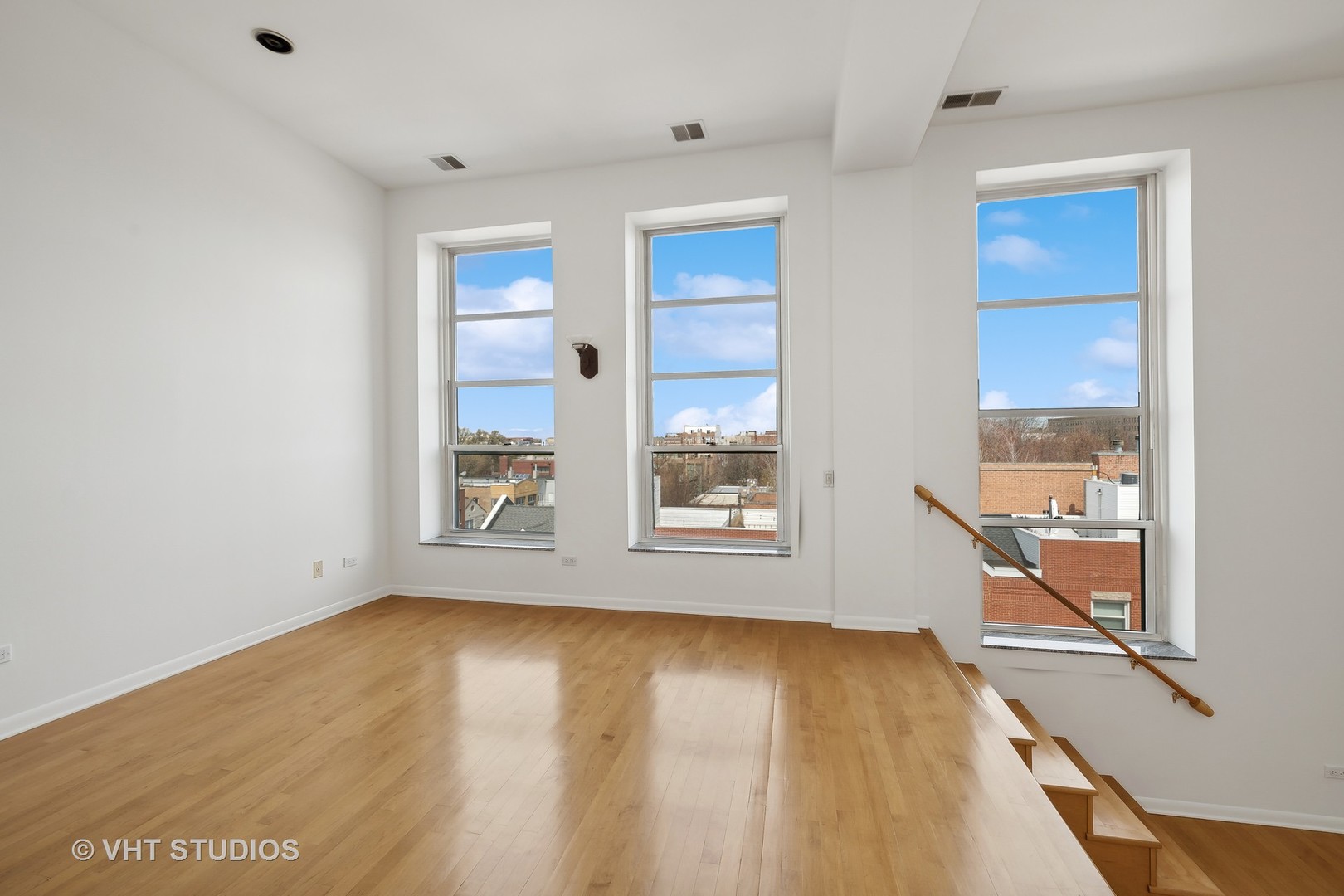 1445 W Belden Avenue Unit: 4K