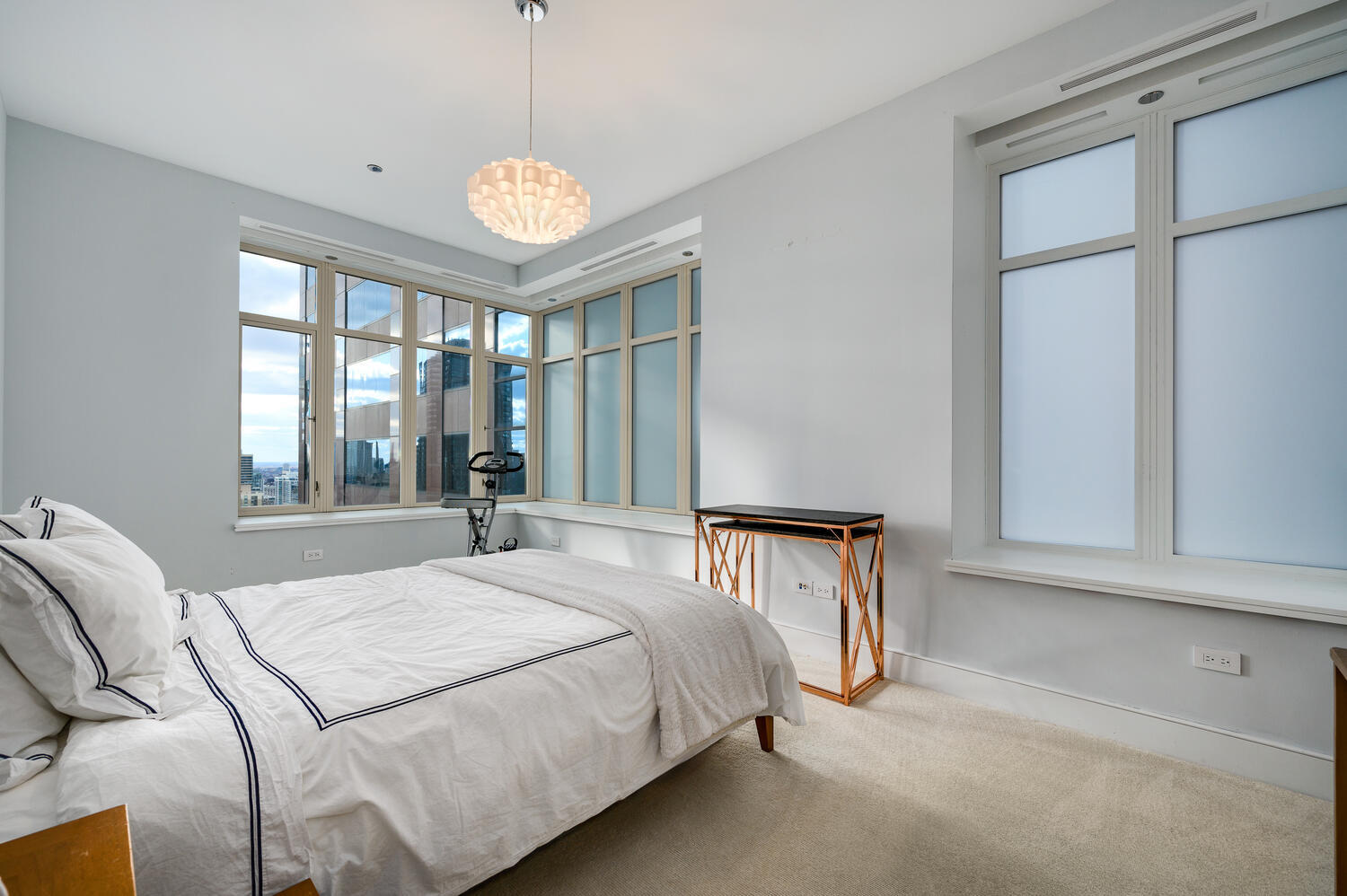 118 E Erie Street Unit: 31G