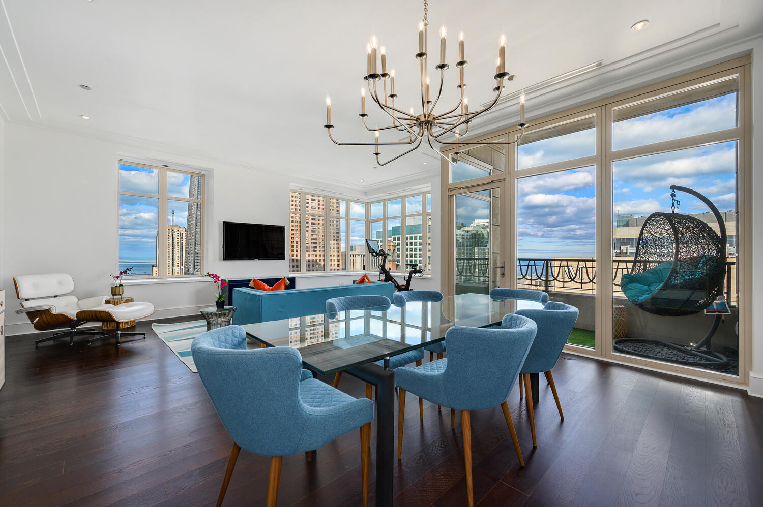 118 E Erie Street Unit: 31G