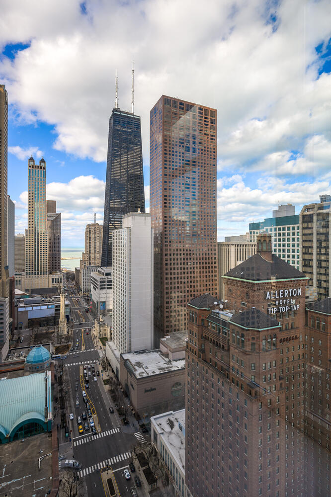 118 E Erie Street Unit: 31G