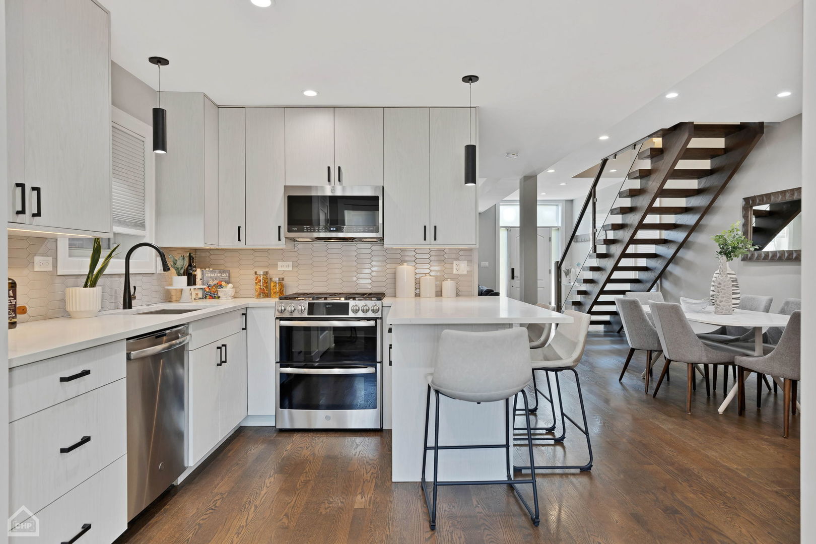 2144 W Huron Street