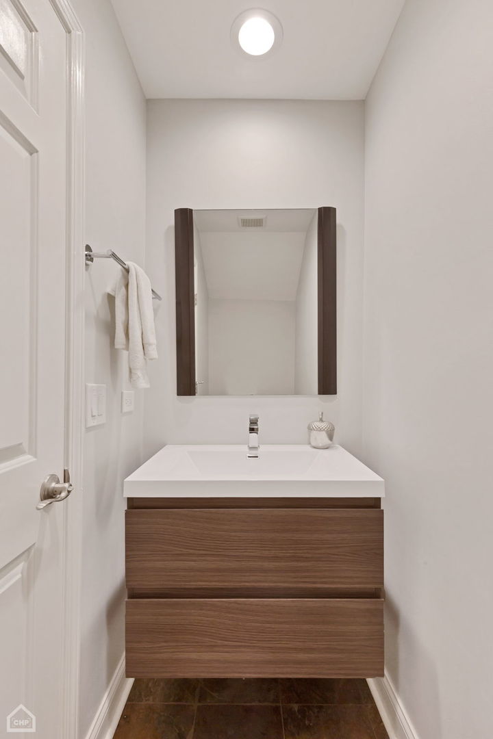 1612 W Pierce Avenue Unit: B