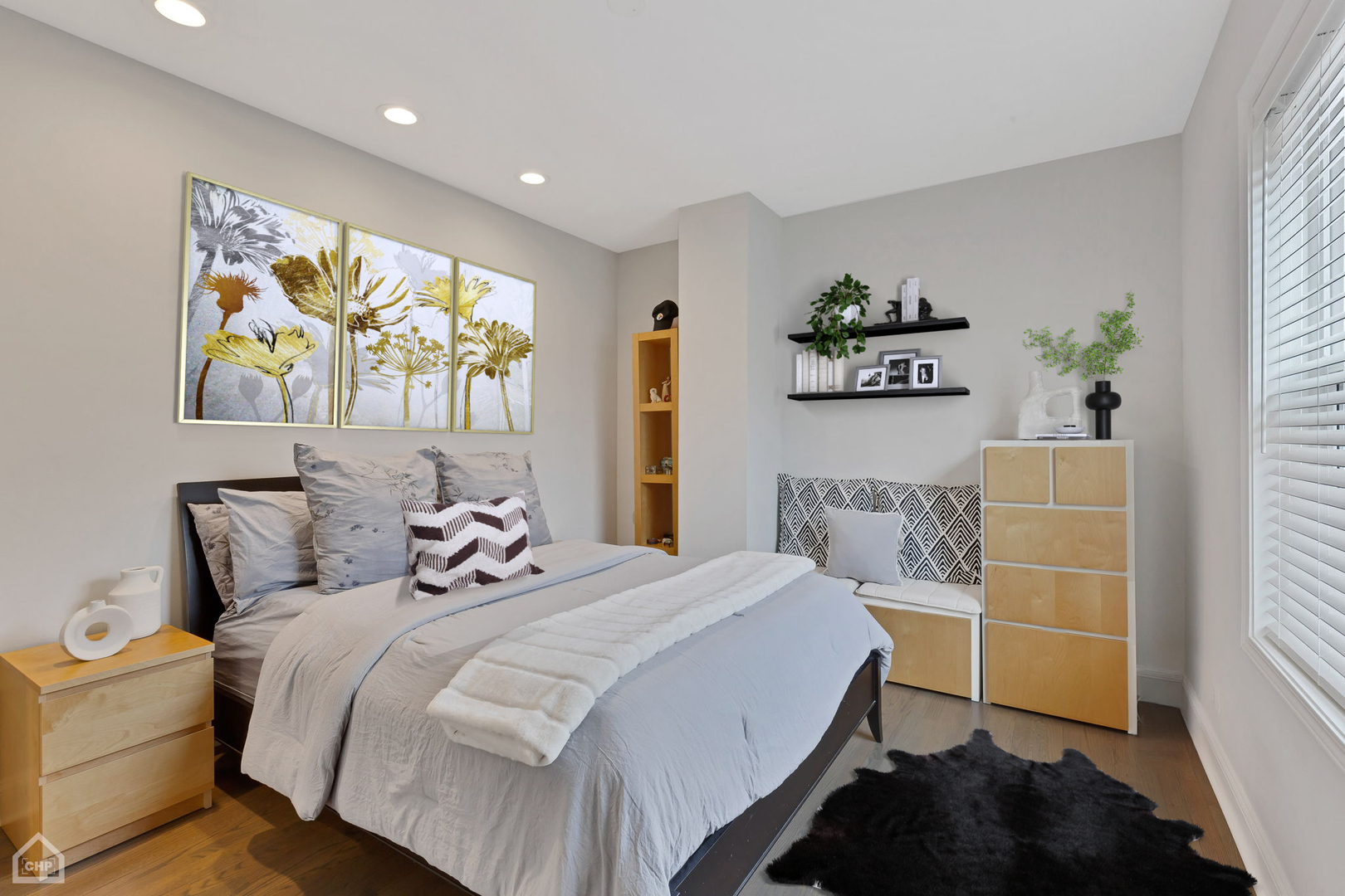 1612 W Pierce Avenue Unit: B