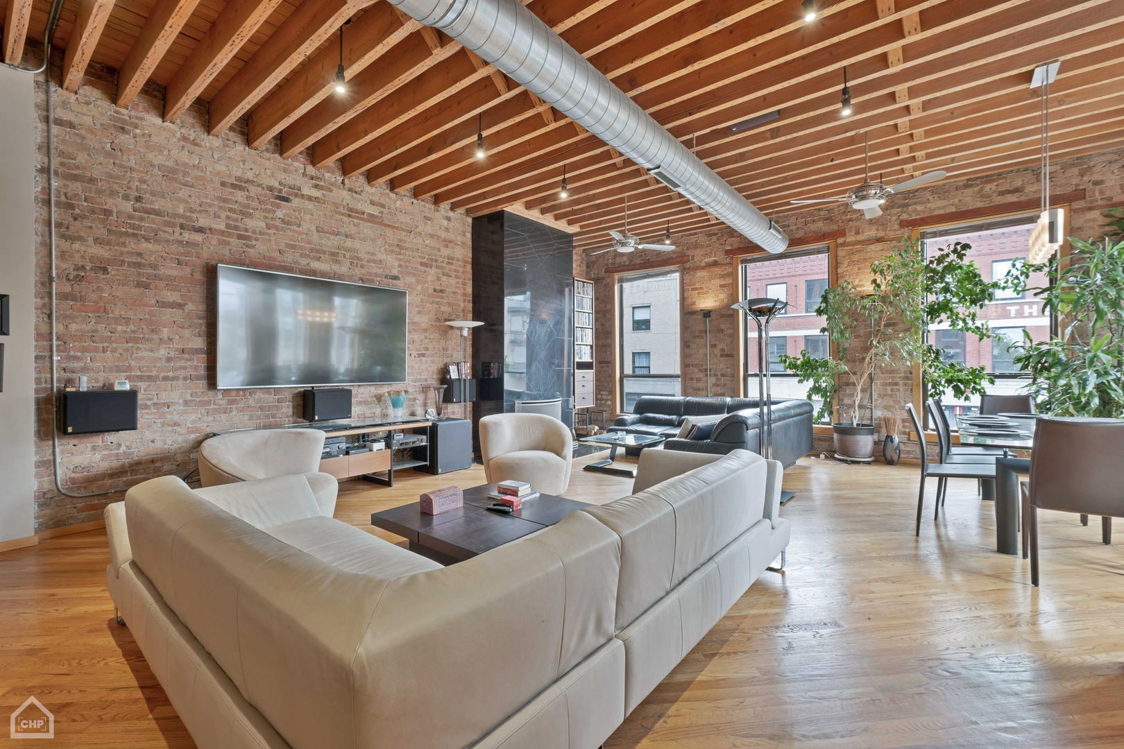 1652 W Ogden Avenue Unit: 4