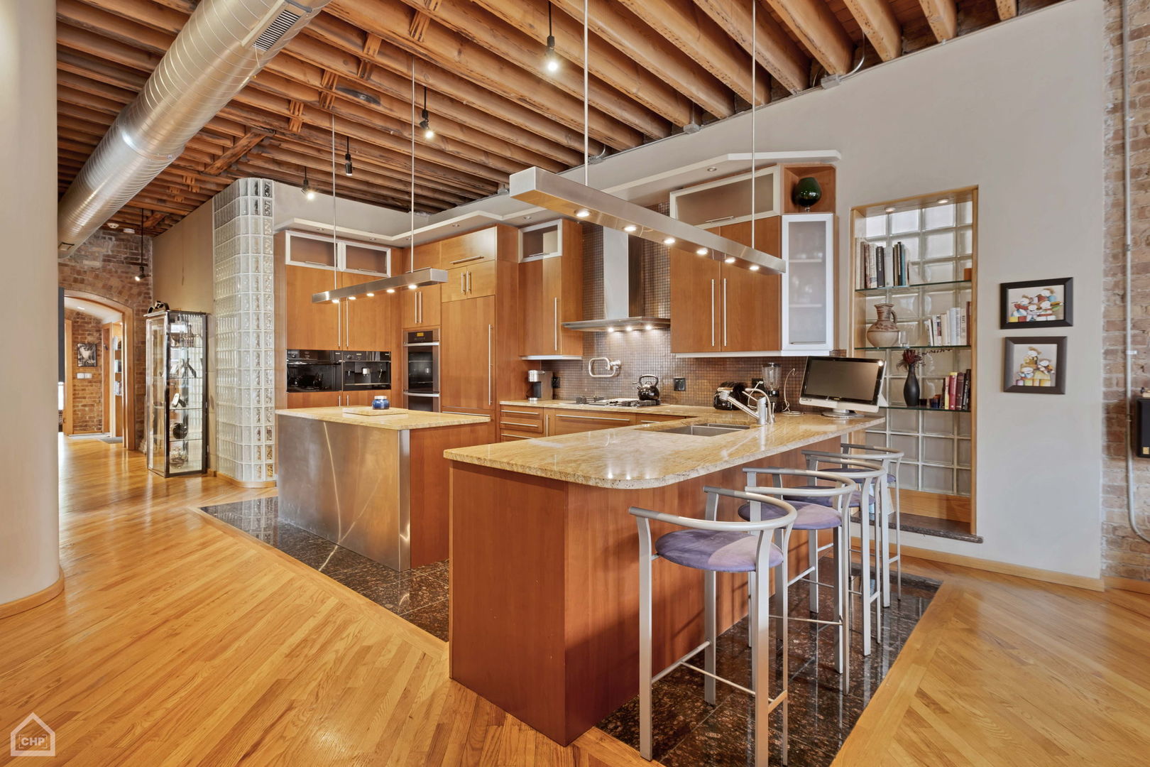 1652 W Ogden Avenue Unit: 4