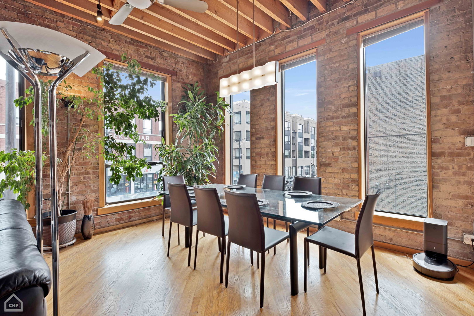 1652 W Ogden Avenue Unit: 4