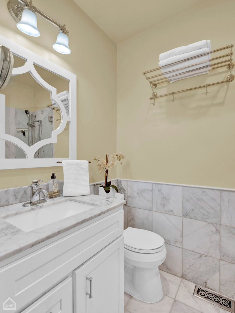 1612 W Pierce Avenue Unit: A