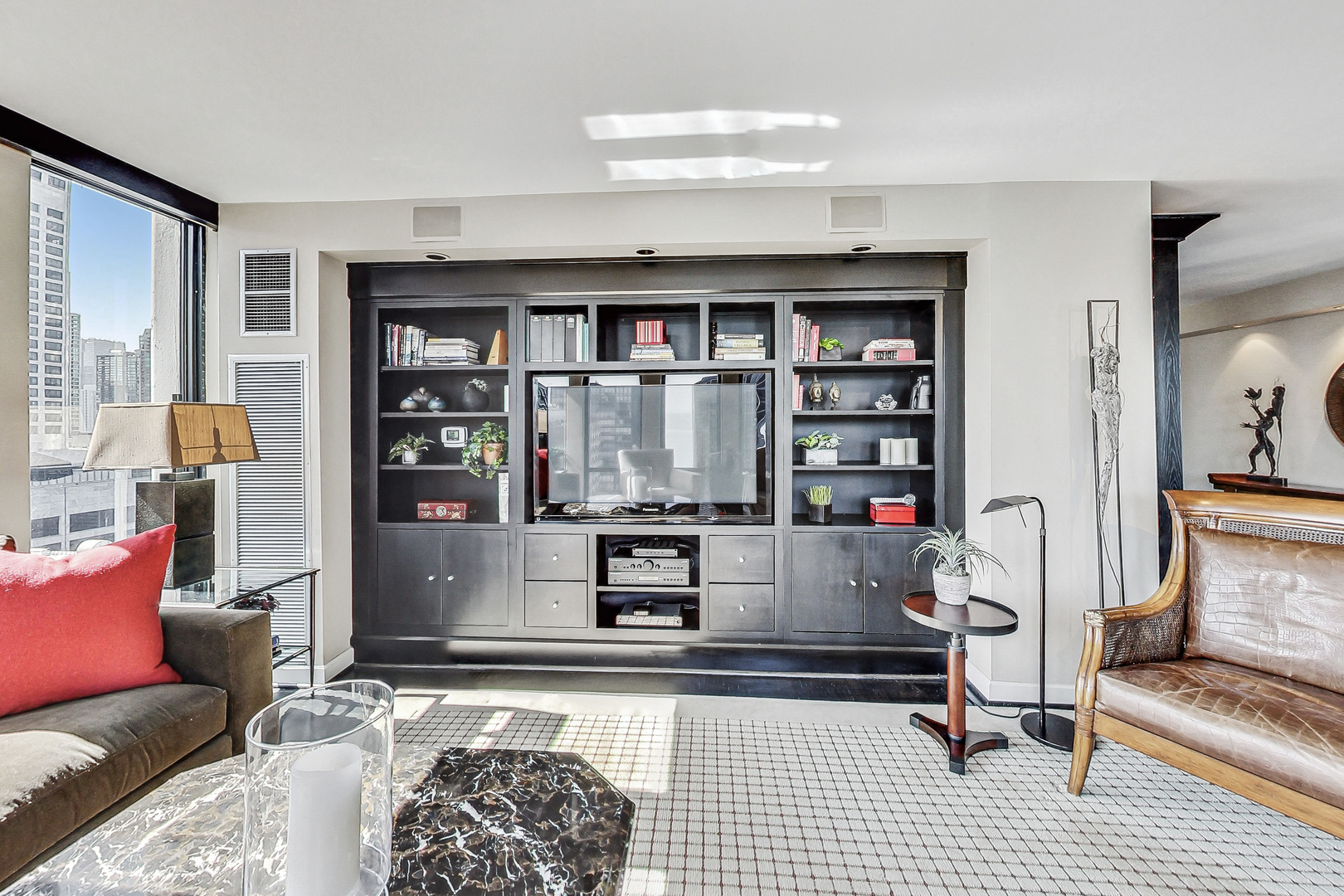 200 E Delaware Place Unit: 26D