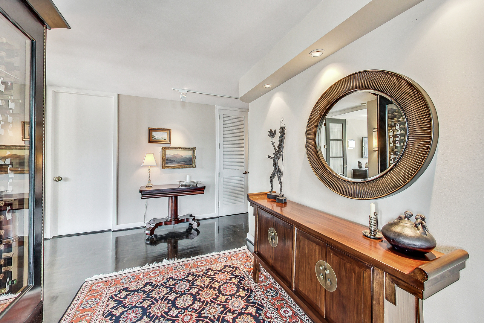 200 E Delaware Place Unit: 26D