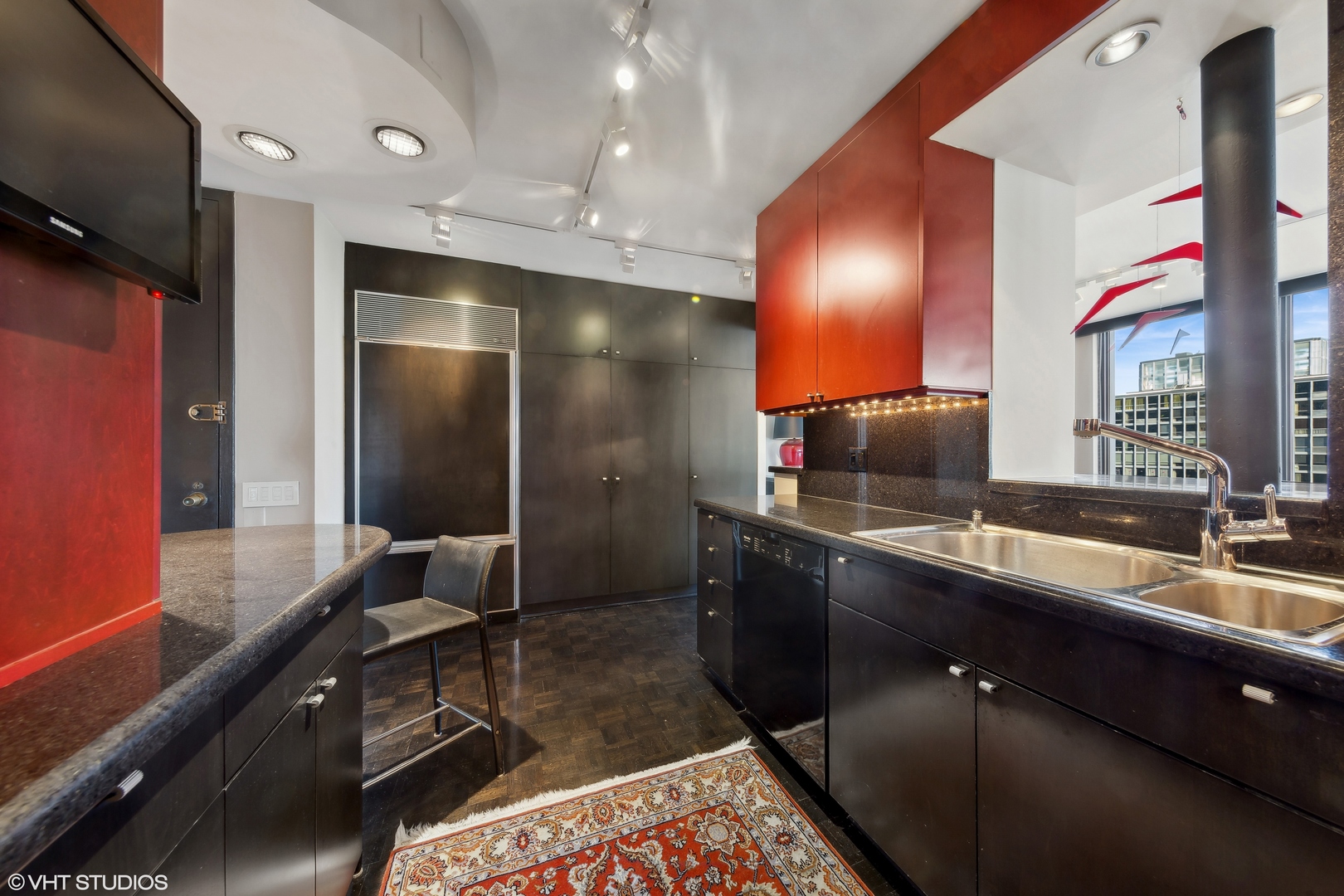 200 E Delaware Place Unit: 26D