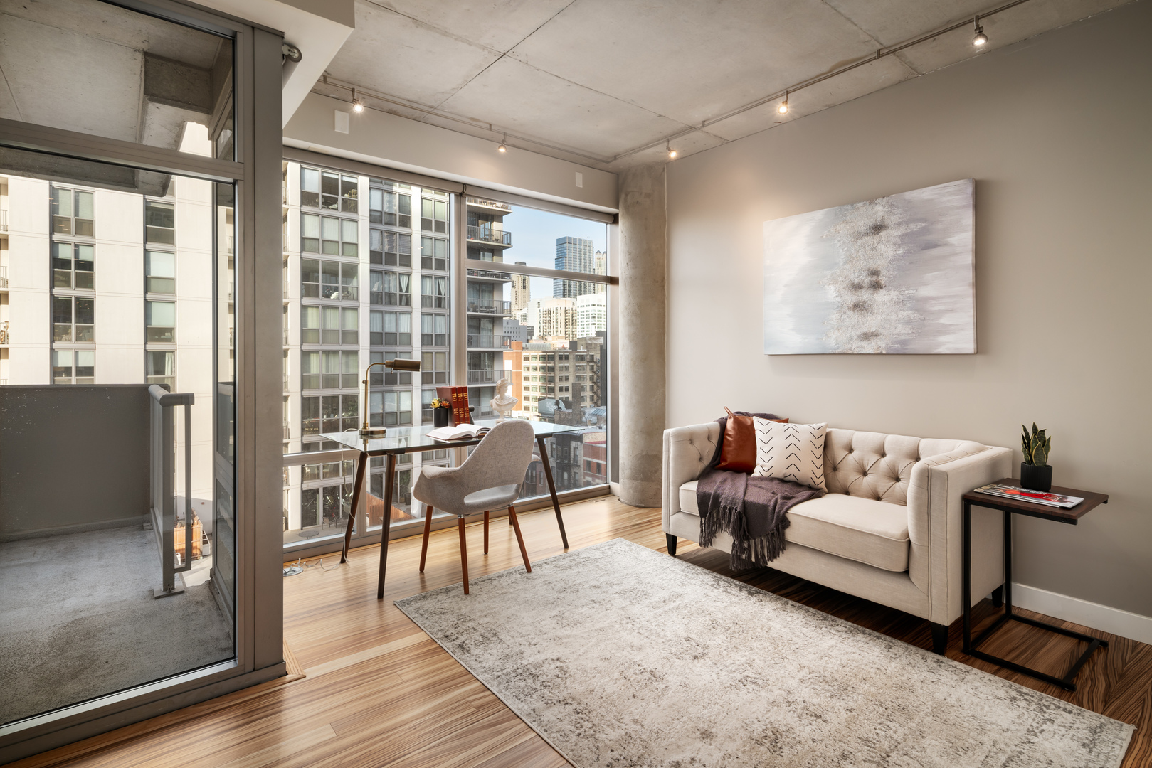 201 W GRAND Avenue Unit: 903