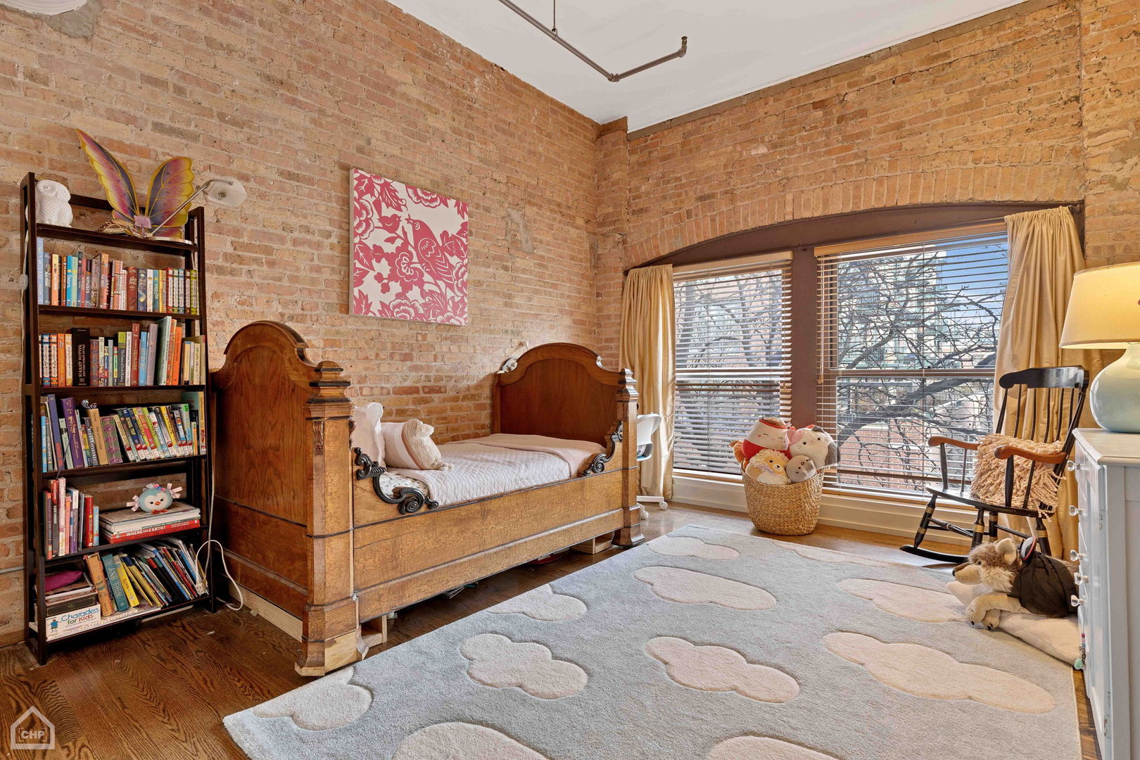 1327 W Washington Boulevard Unit: 2F