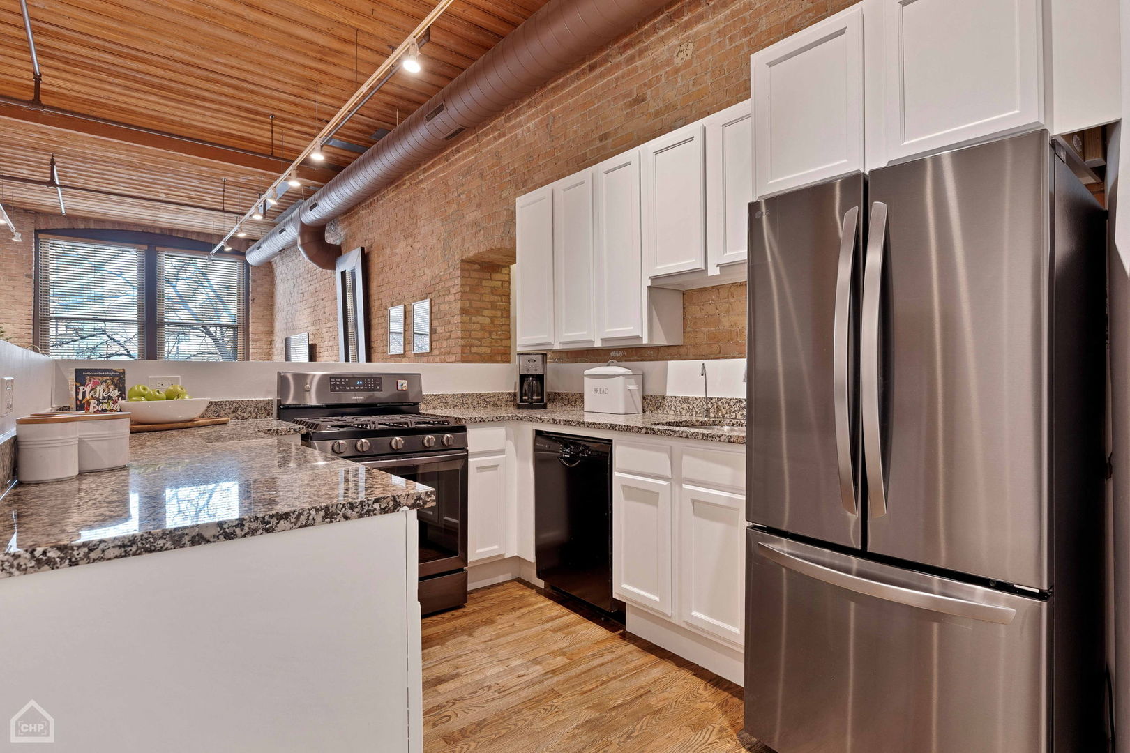 1327 W Washington Boulevard Unit: 2F