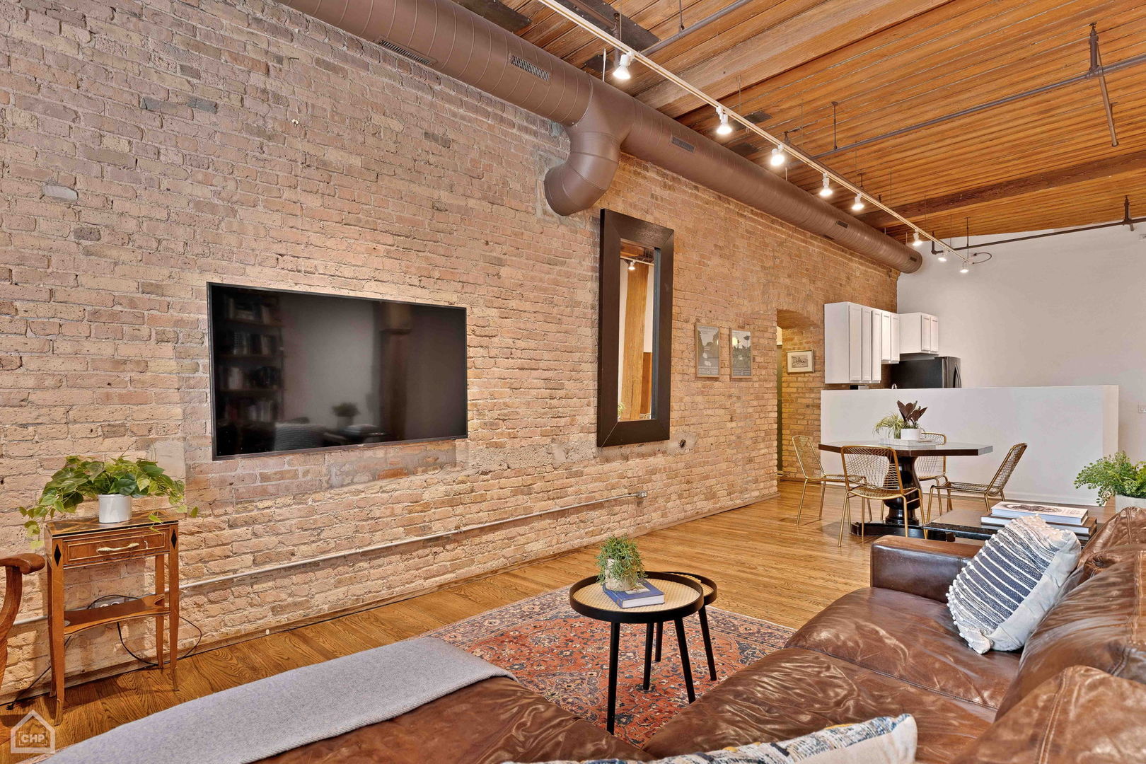 1327 W Washington Boulevard Unit: 2F