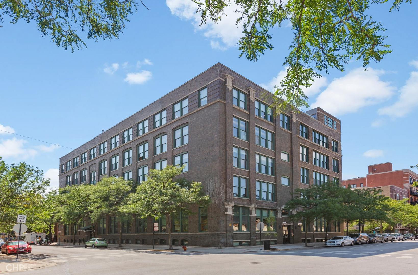 1327 W Washington Boulevard Unit: 2F