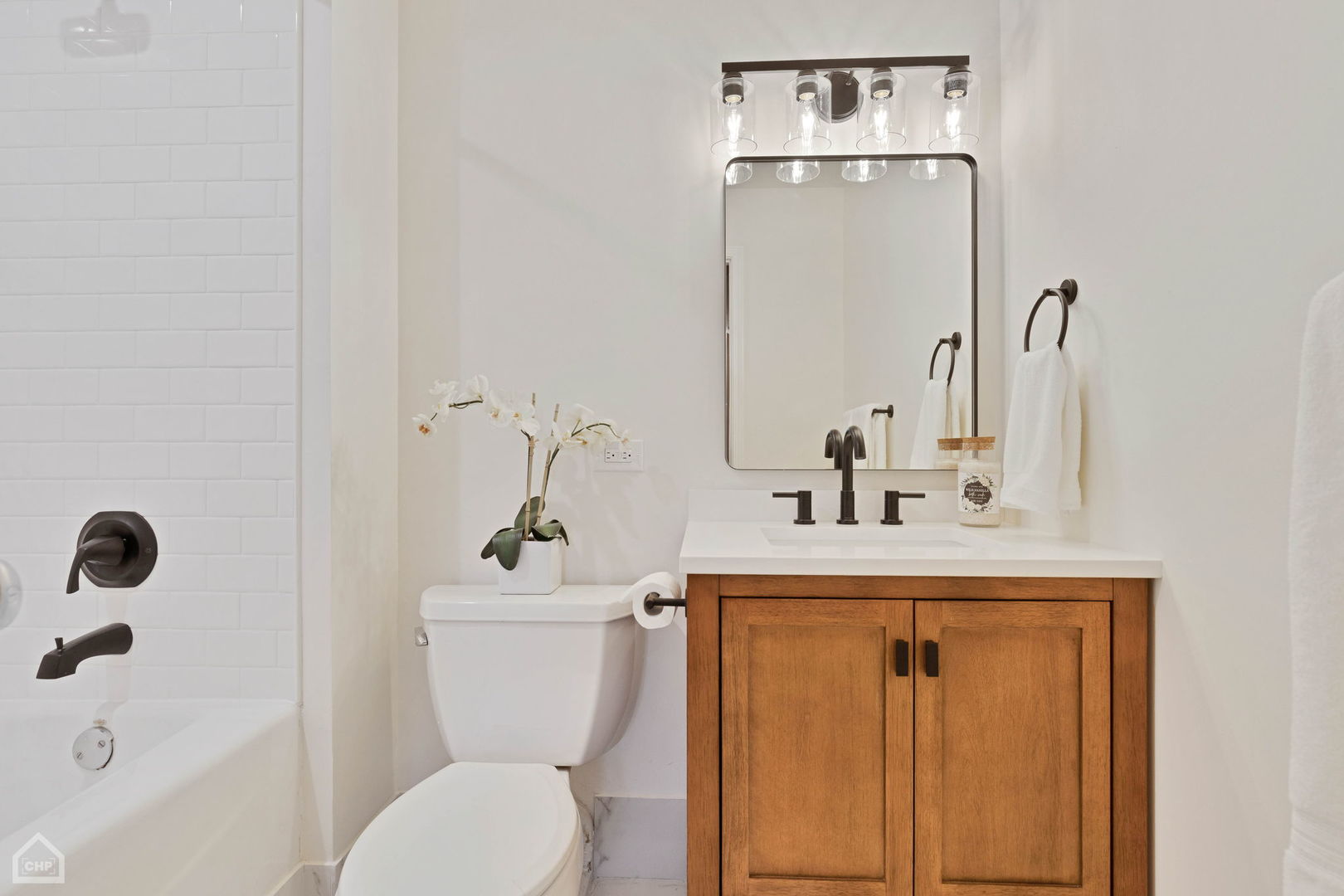 1327 W Washington Boulevard Unit: 2F