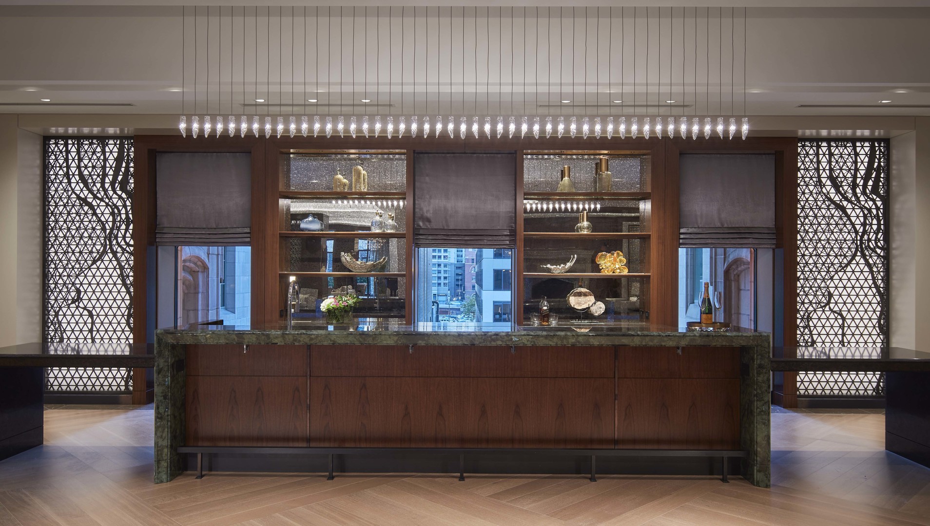 435 N Michigan Avenue Unit: 1301