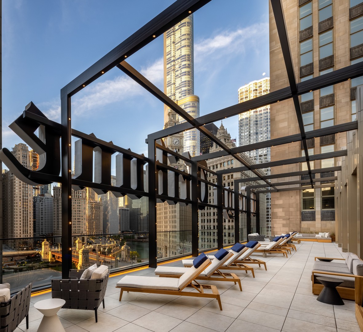 435 N Michigan Avenue Unit: 1301