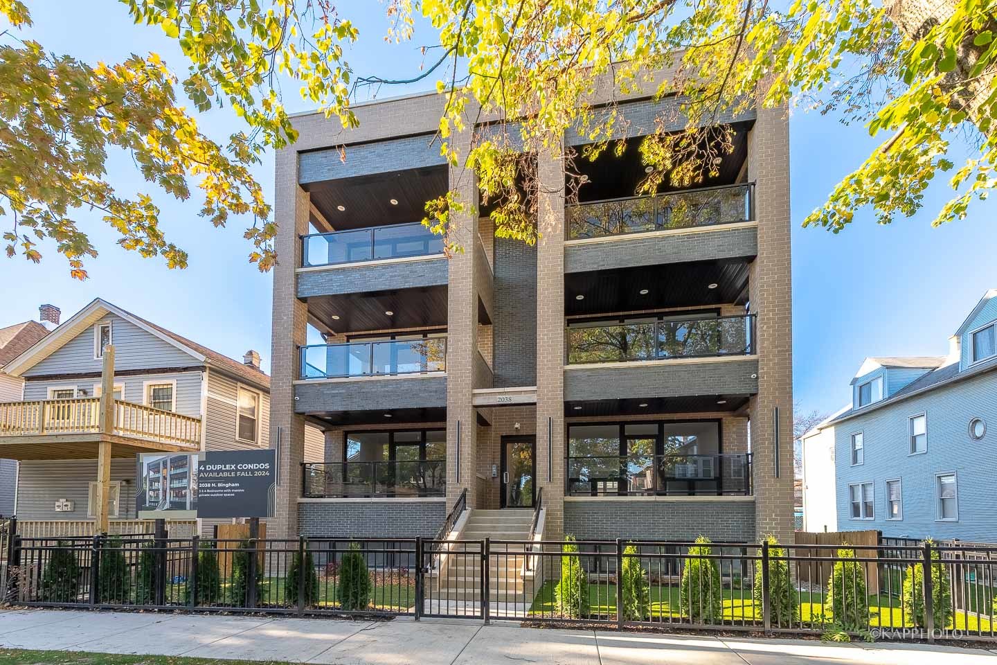 2038 N Bingham Street Unit: 1E