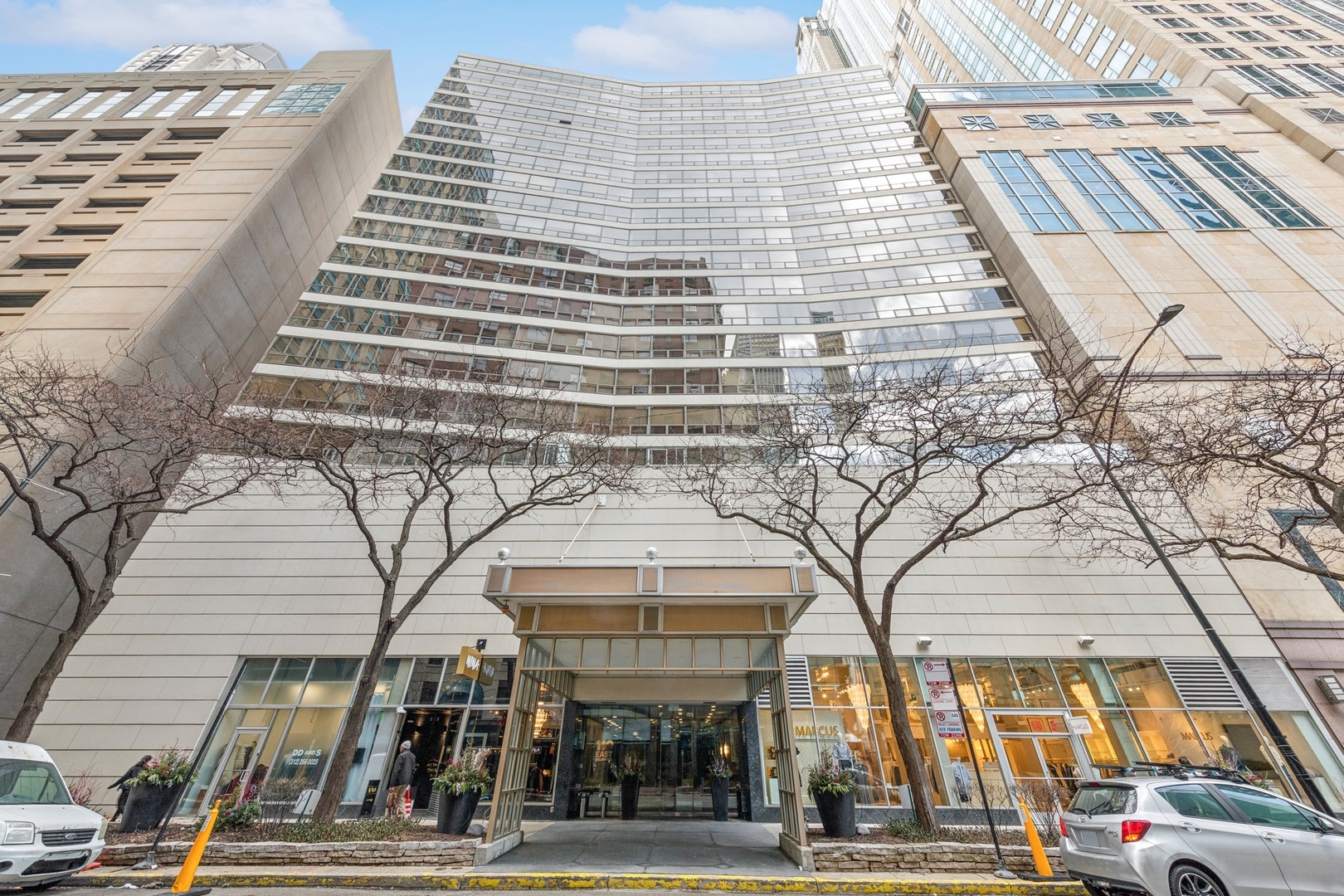 110 E Delaware Place Unit: 1804