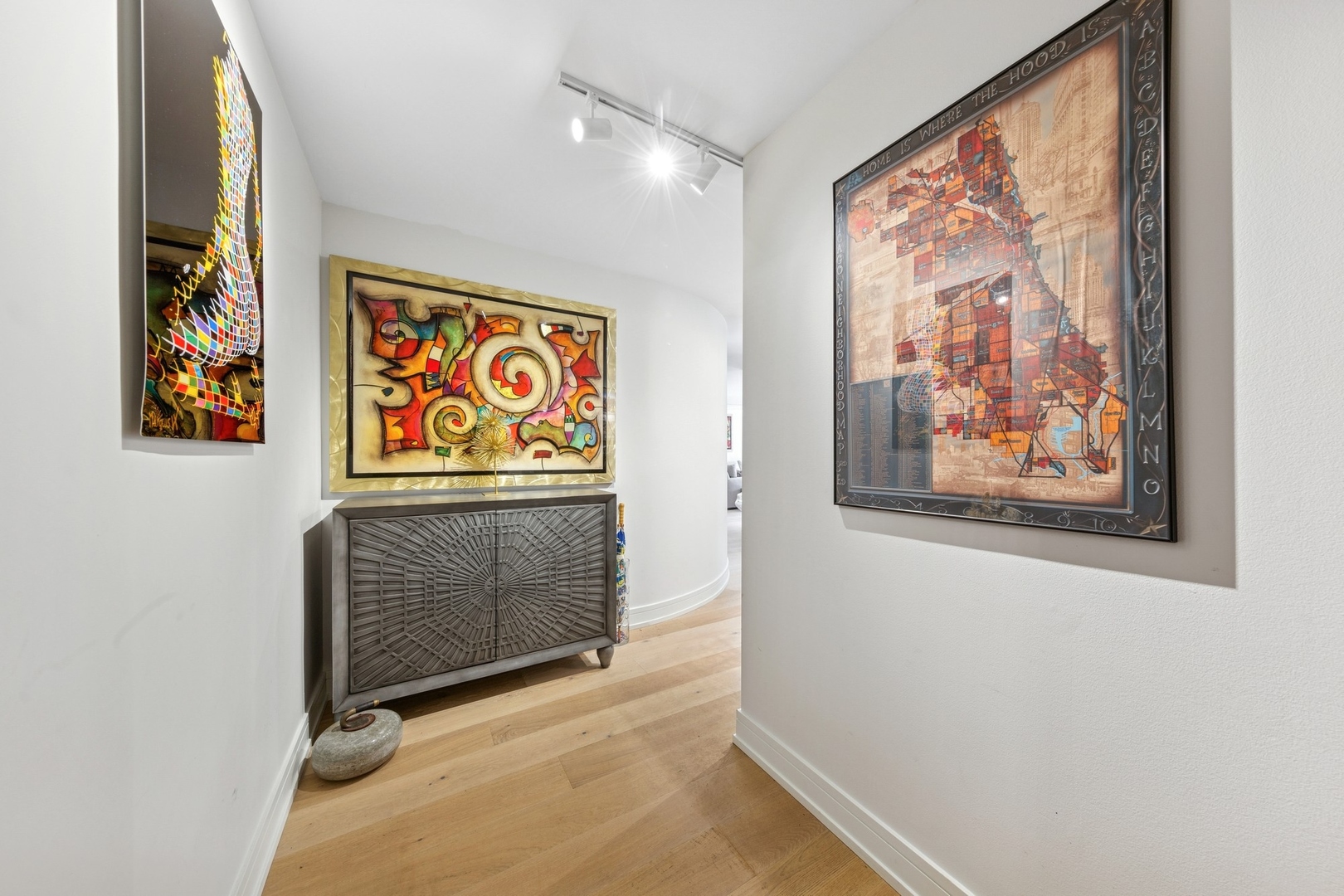 110 E Delaware Place Unit: 1804