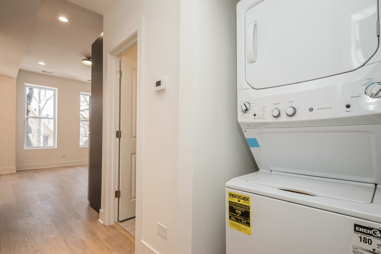 1518 N Elk Grove Avenue Unit: 2