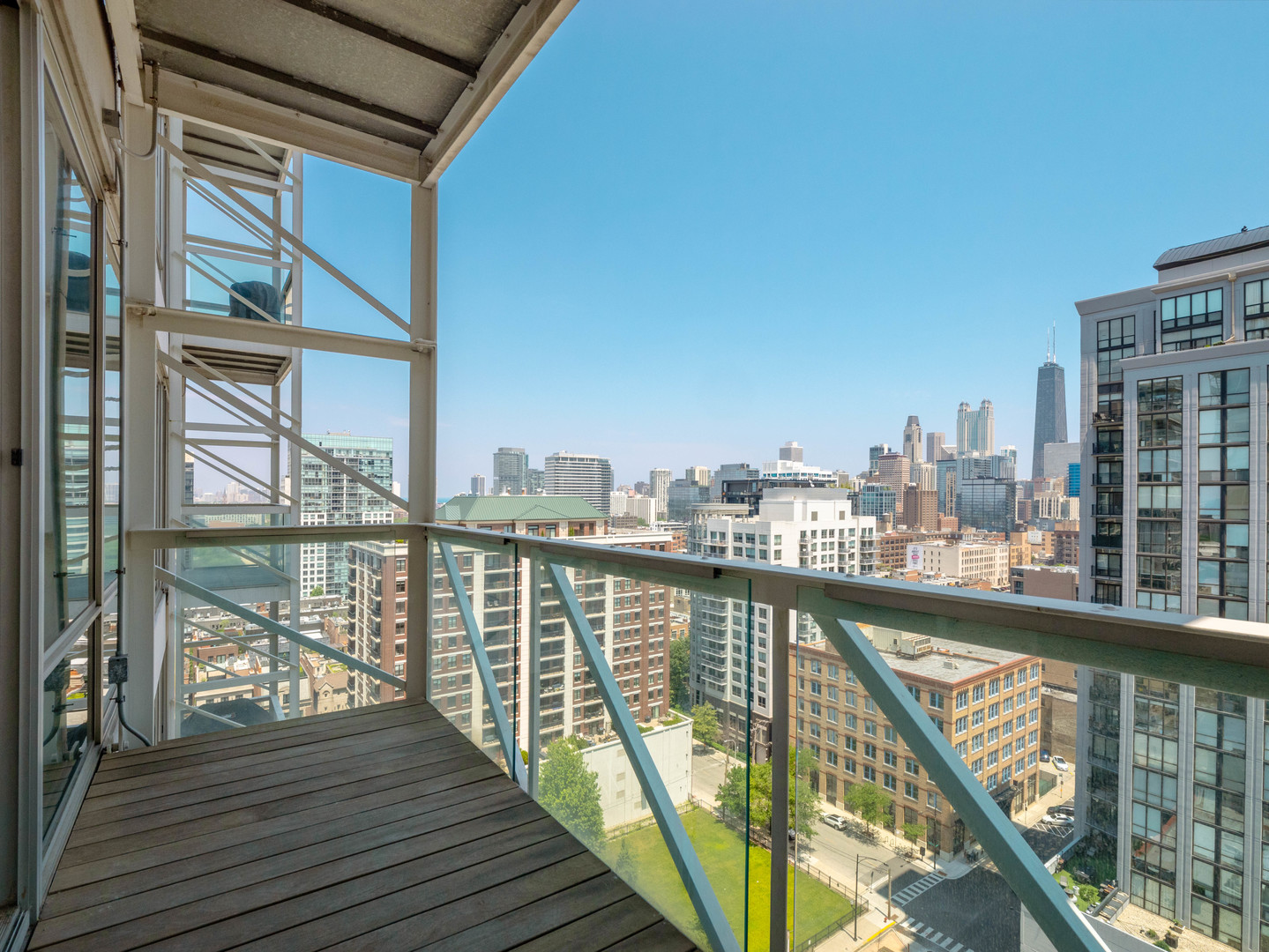 653 N KINGSBURY Street Unit: 1707