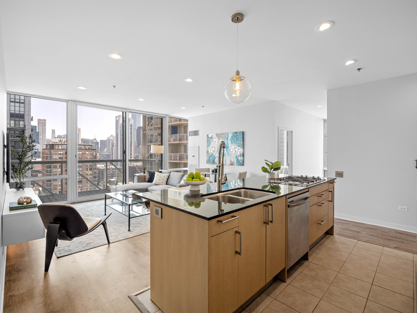 653 N KINGSBURY Street Unit: 1707