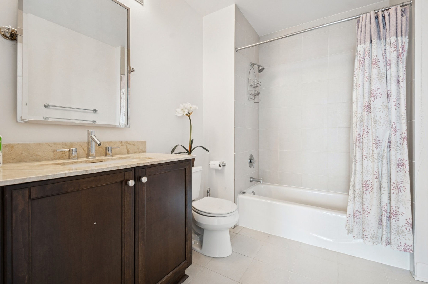 1201 S PRAIRIE Avenue Unit: 4204