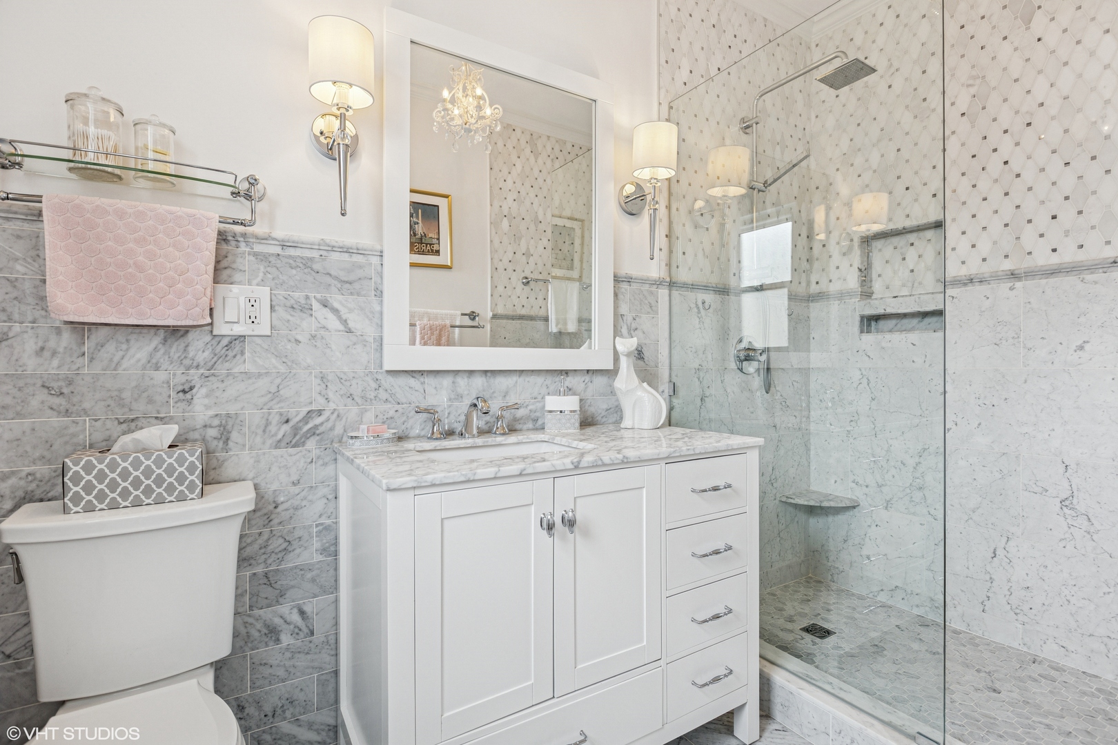 431 W OAKDALE Avenue Unit: 8D