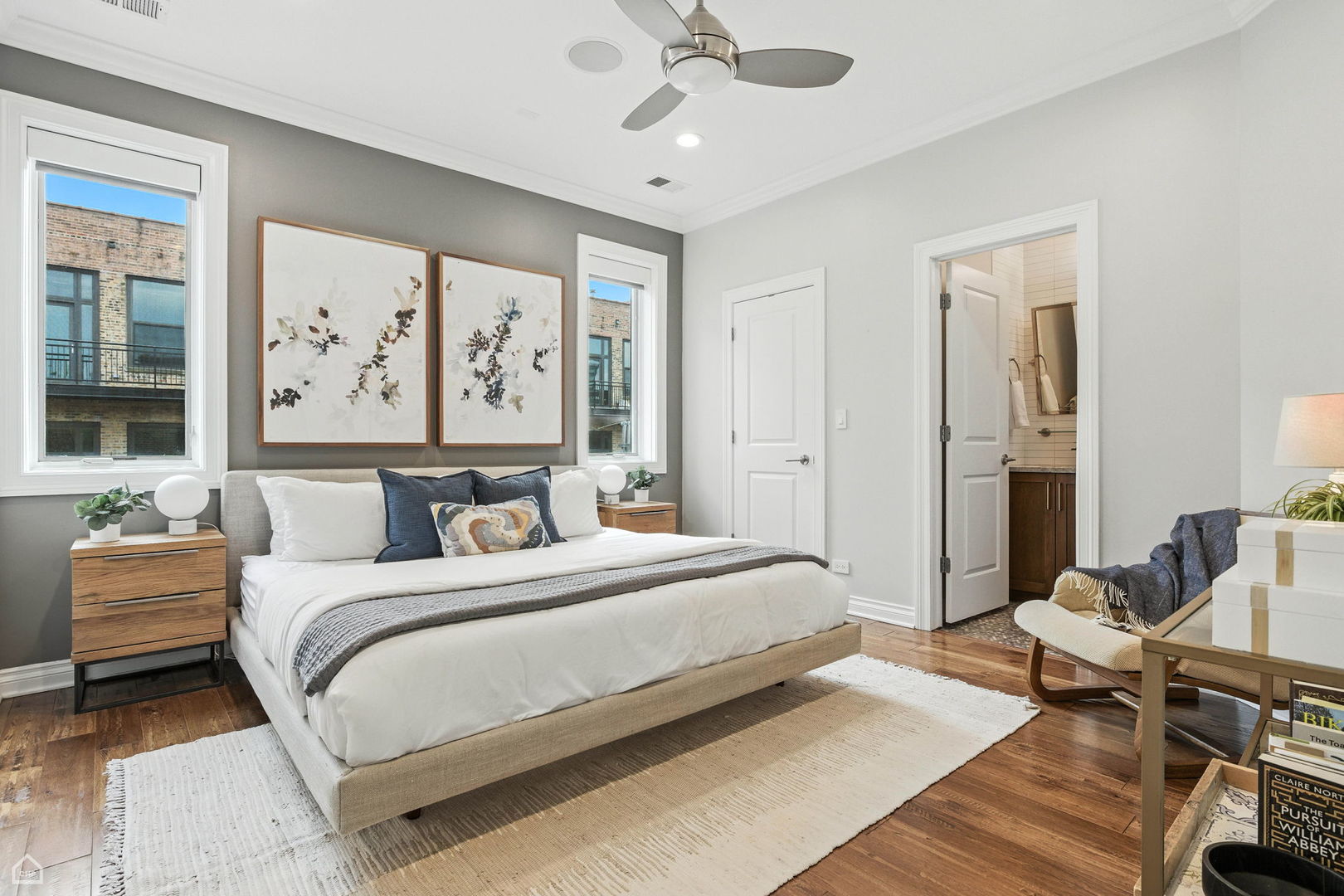 1031 W Monroe Street Unit: 4