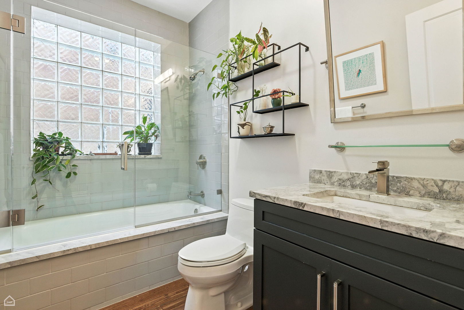 1031 W Monroe Street Unit: 4