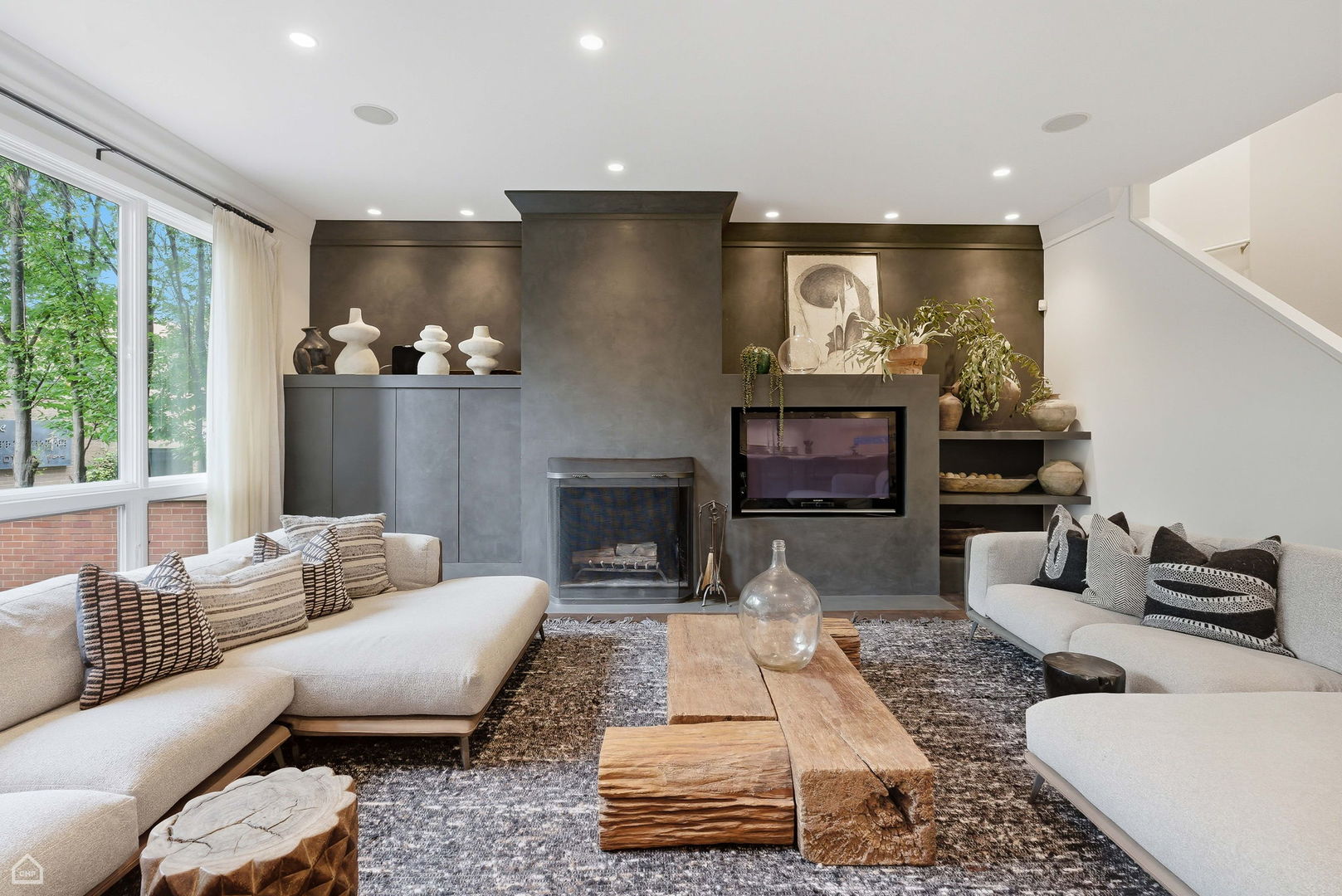 1838 N WOLCOTT Avenue