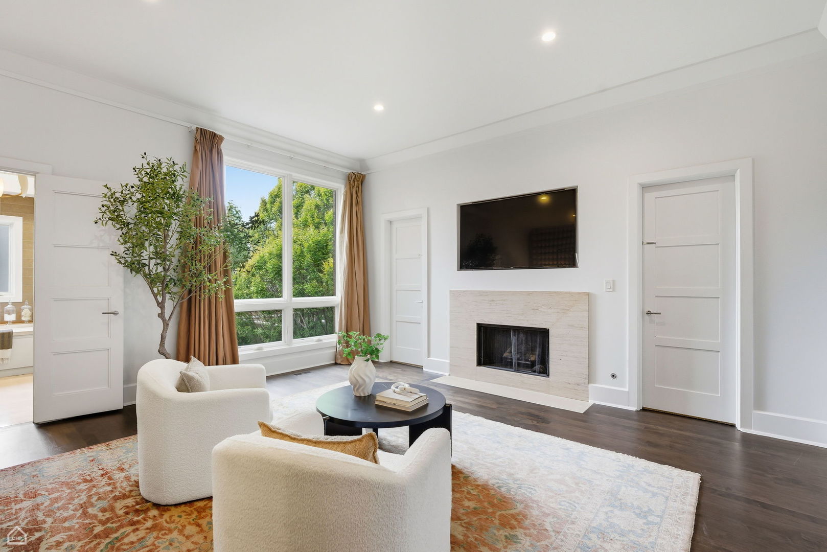 1838 N WOLCOTT Avenue