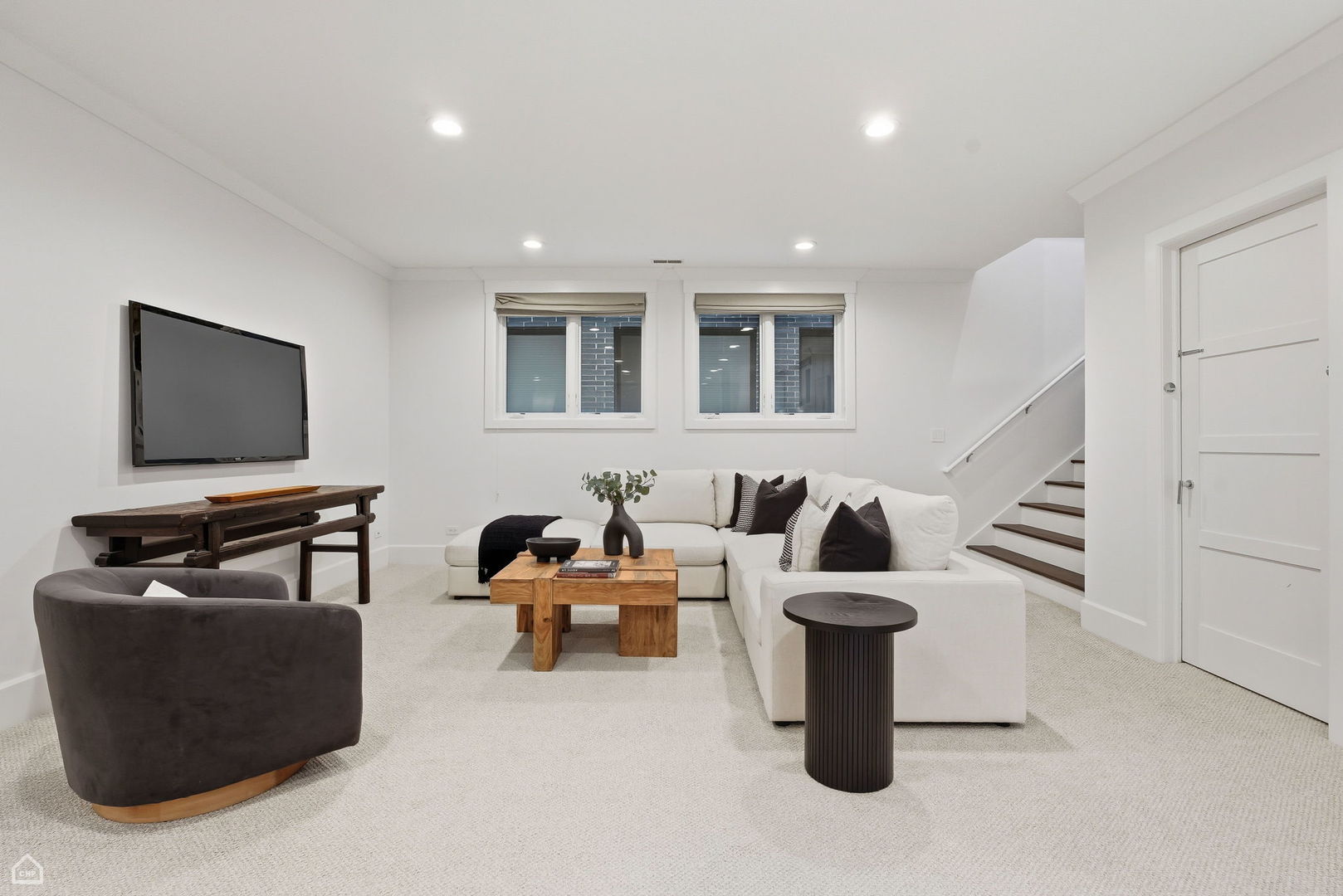 1838 N WOLCOTT Avenue