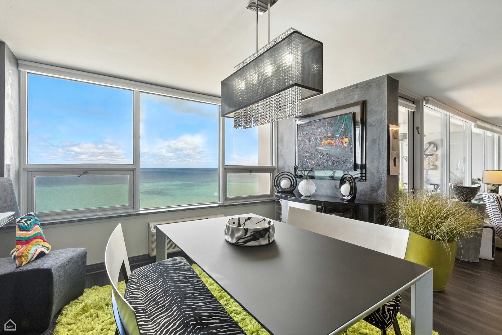 5733 N SHERIDAN Road Unit: 28D