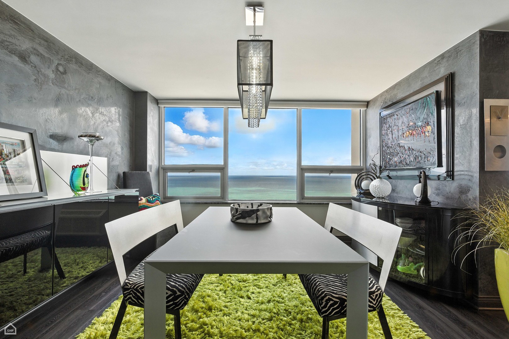 5733 N SHERIDAN Road Unit: 28D